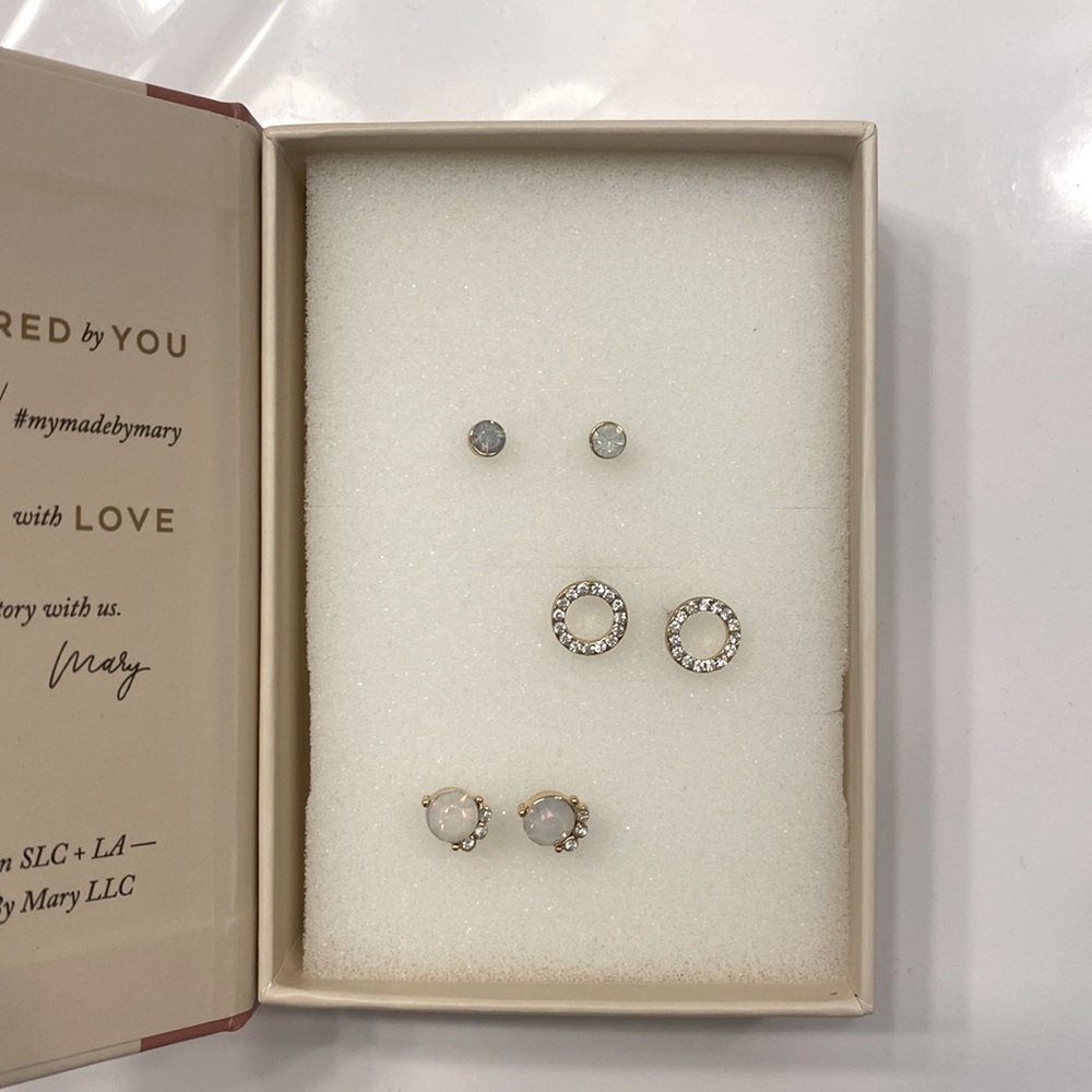 Opal earring set